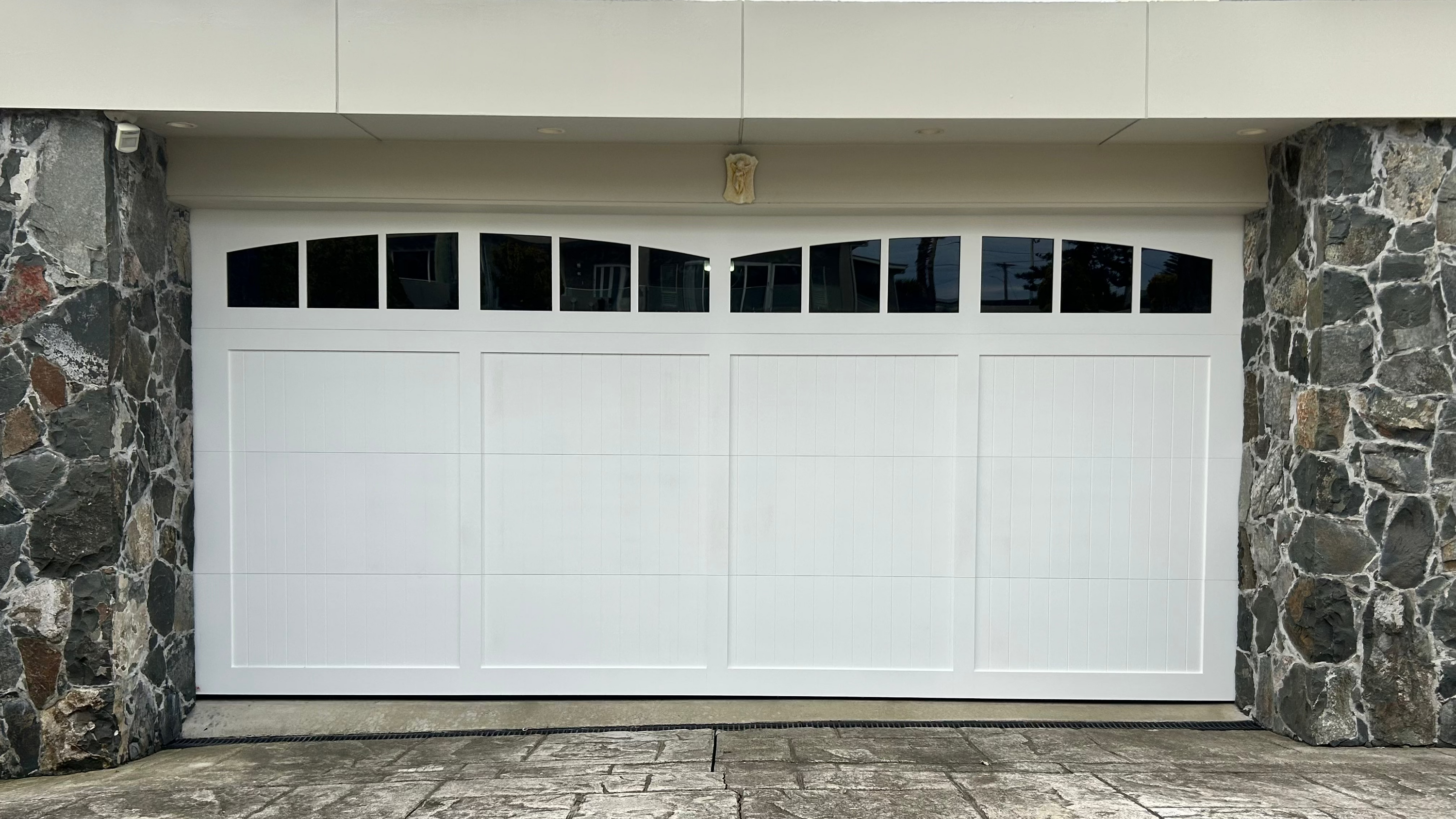 Hamptons Sectional Door